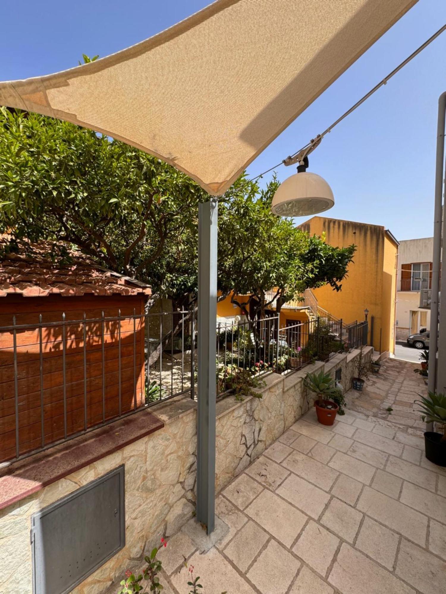 Casa Vacanze S. Marco Valderice Exterior foto