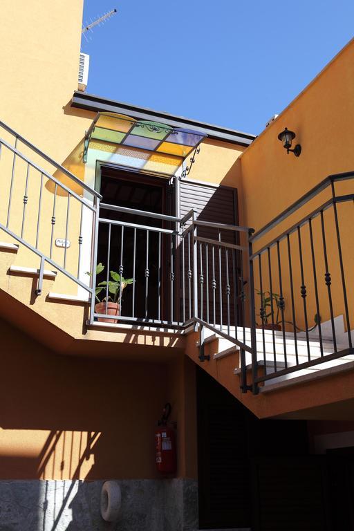 Casa Vacanze S. Marco Valderice Exterior foto